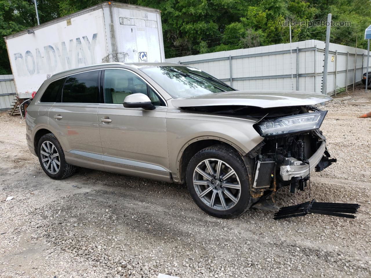 2017 Audi Q7 Premium Plus Gold vin: WA1LABF74HD053471