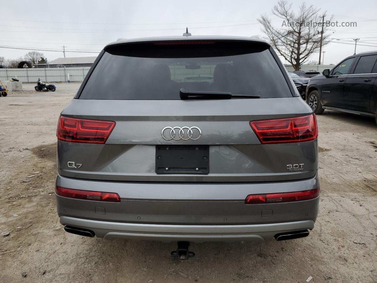 2017 Audi Q7 Premium Plus Gray vin: WA1LABF77HD037474