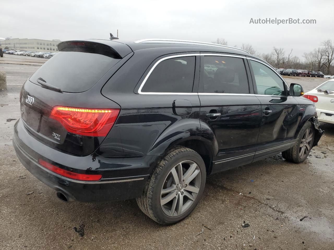 2015 Audi Q7 Premium Plus Черный vin: WA1LGAFE0FD009844