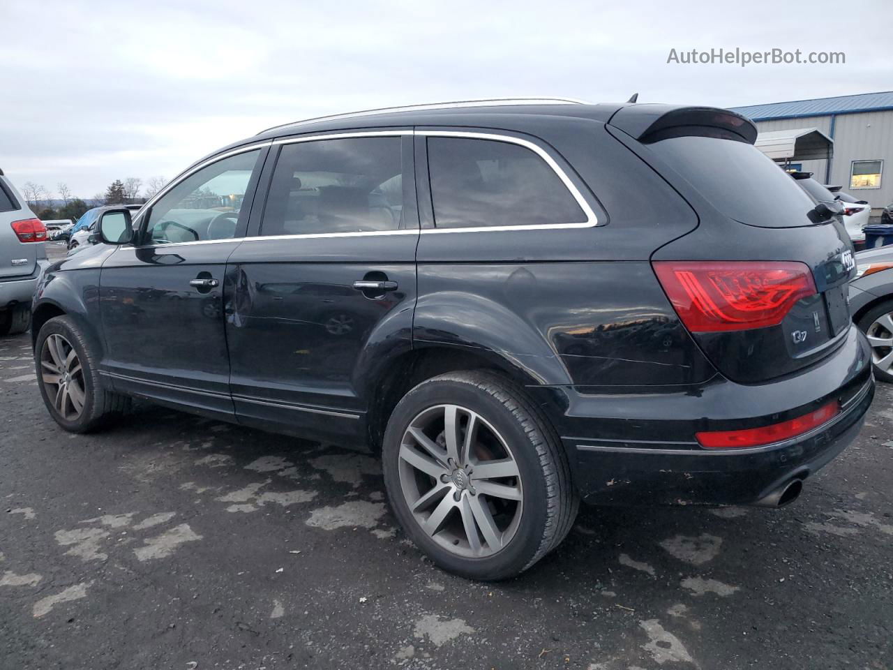 2015 Audi Q7 Premium Plus Черный vin: WA1LGAFE0FD015398