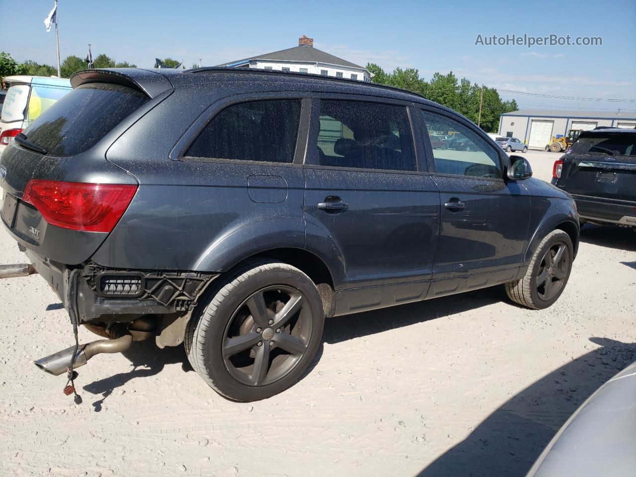 2015 Audi Q7 Premium Plus Green vin: WA1LGAFE2FD029125