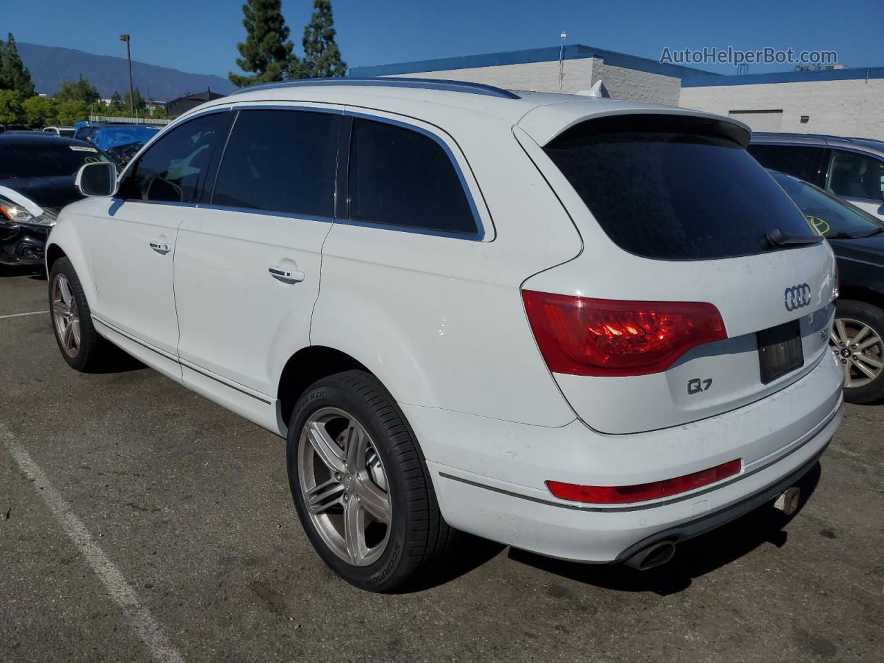 2015 Audi Q7 Premium Plus White vin: WA1LGAFE4FD024685