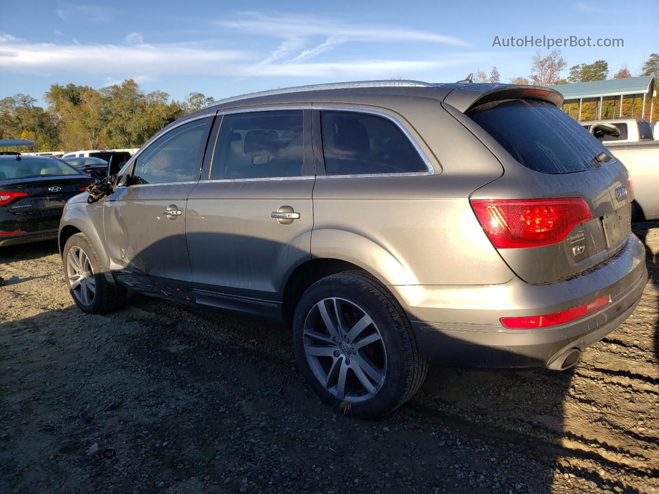 2015 Audi Q7 Premium Plus Gray vin: WA1LGAFE5FD014568