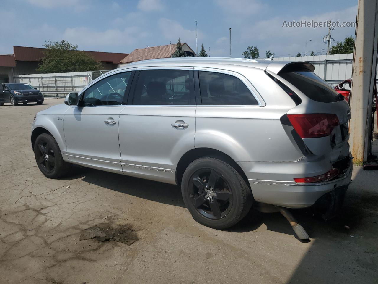 2015 Audi Q7 Premium Plus Silver vin: WA1LGAFE5FD025084