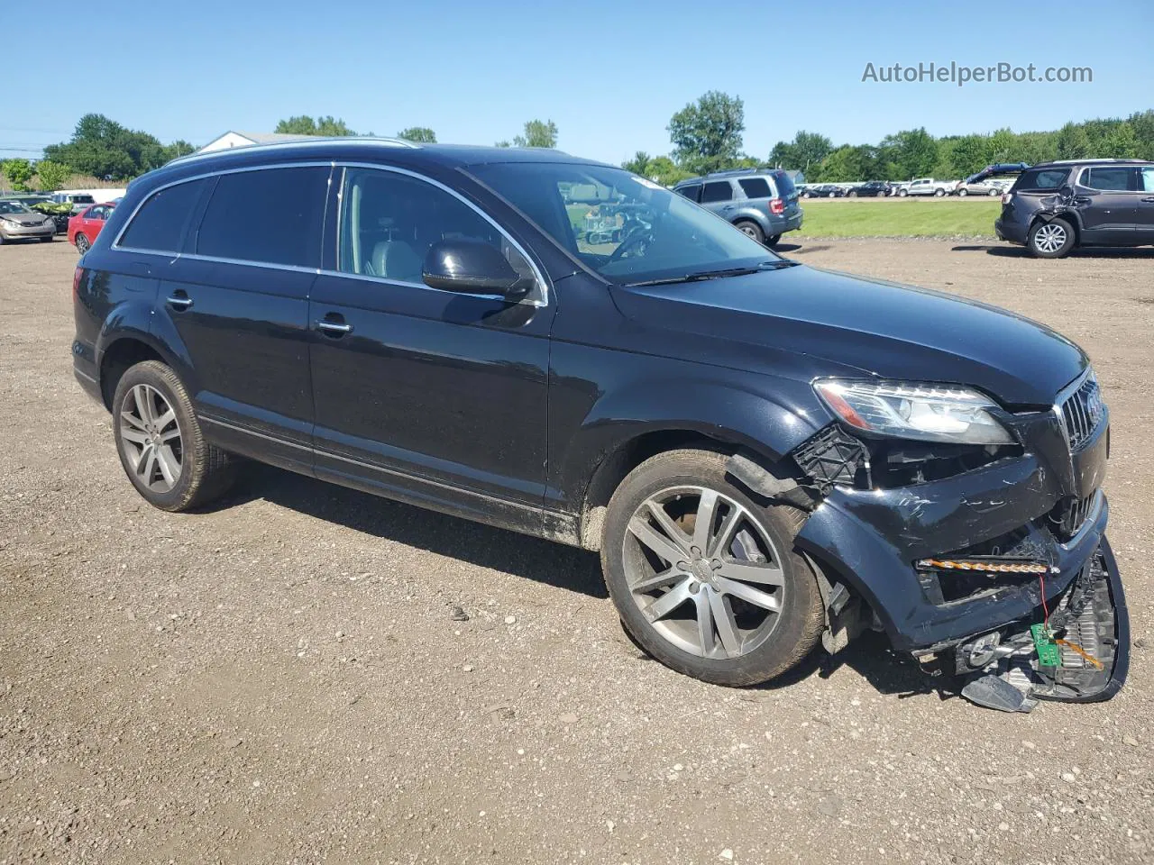 2015 Audi Q7 Premium Plus Черный vin: WA1LGAFE7FD002650