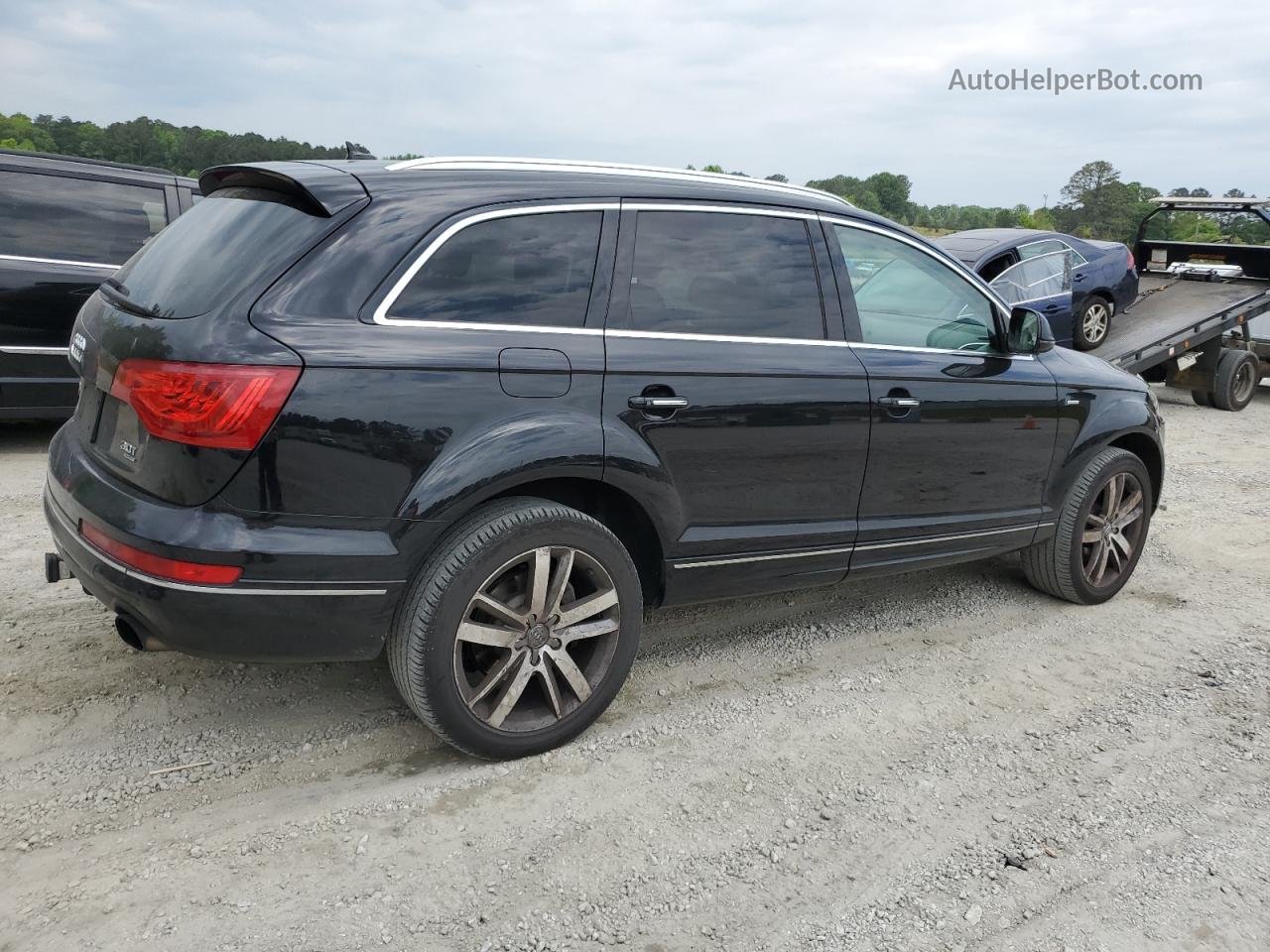 2015 Audi Q7 Premium Plus Черный vin: WA1LGAFEXFD007762