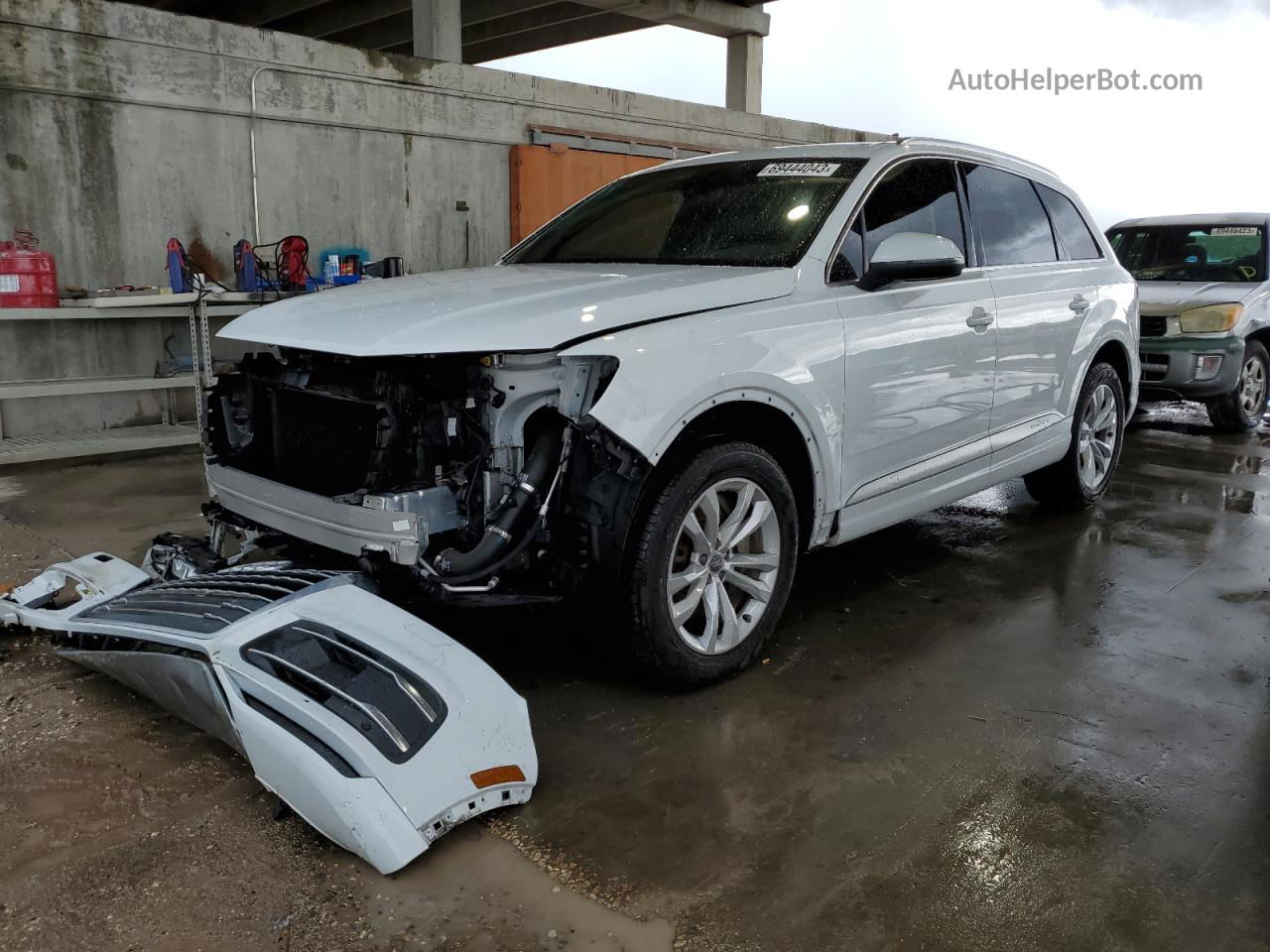 2017 Audi Q7 Premium Plus White vin: WA1LHAF70HD050850