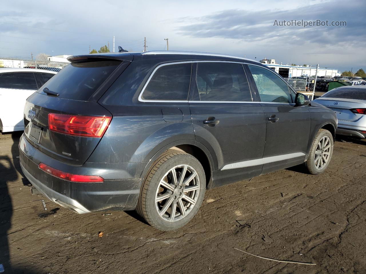 2017 Audi Q7 Premium Plus Синий vin: WA1LHAF71HD056088