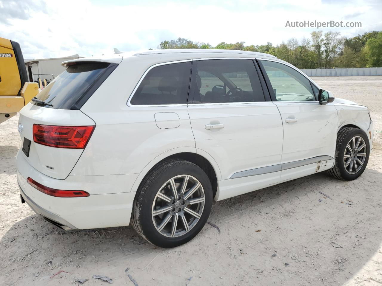 2017 Audi Q7 Premium Plus White vin: WA1LHAF7XHD040035