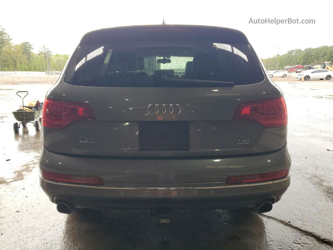 2015 Audi Q7 Tdi Premium Plus Серебряный vin: WA1LMAFE2FD019042