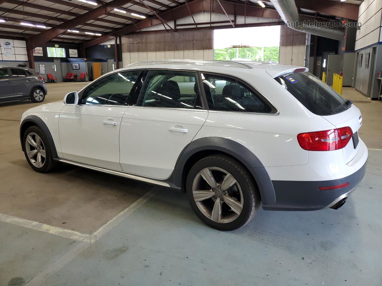 2014 Audi A4 Allroad Premium Plus Белый vin: WA1UFAFL3EA150686