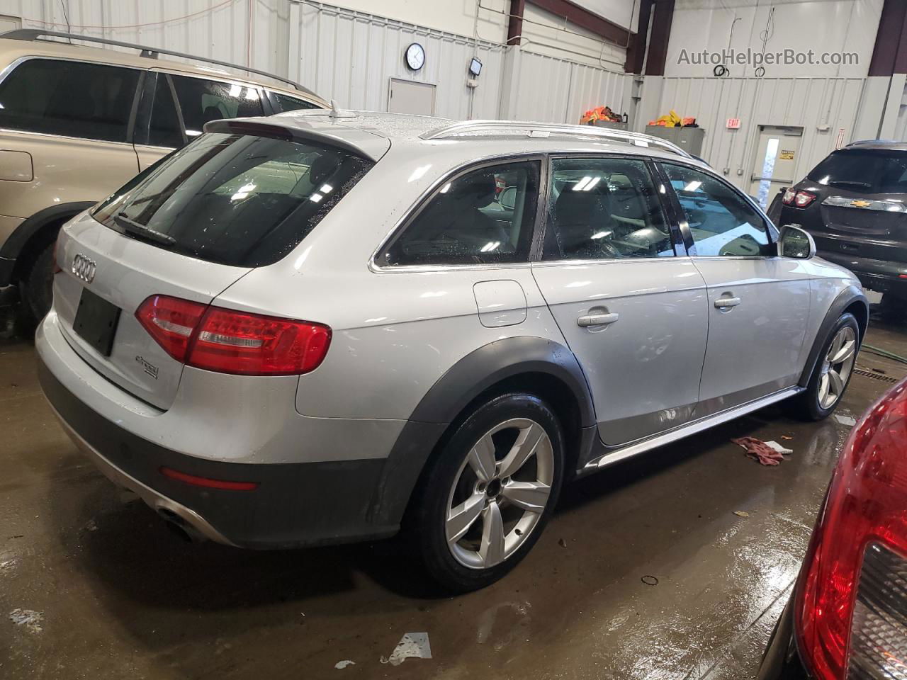 2014 Audi A4 Allroad Premium Plus Серебряный vin: WA1UFAFL9EA149770