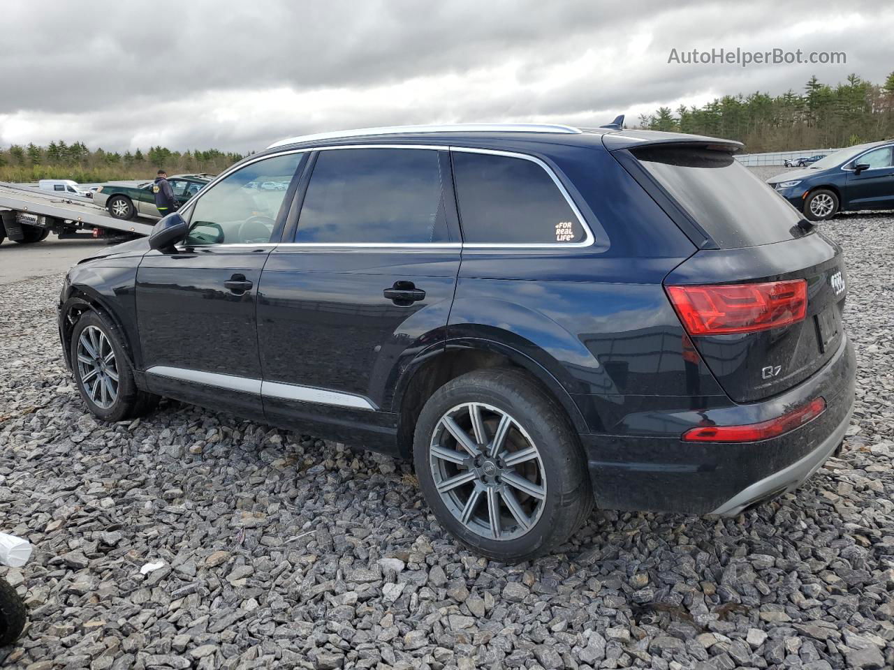 2017 Audi Q7 Prestige Black vin: WA1VAAF70HD035441