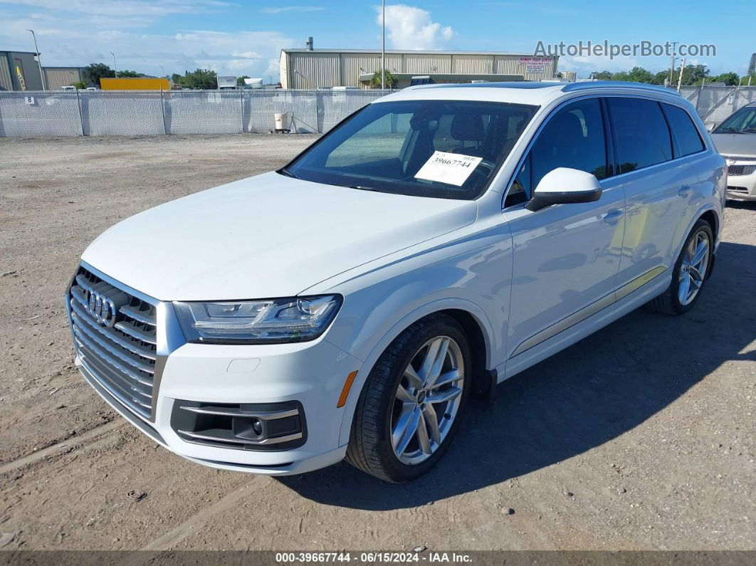 2017 Audi Q7 3.0t Premium Белый vin: WA1VAAF73HD055229