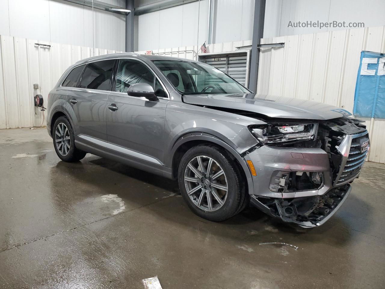 2017 Audi Q7 Prestige Gray vin: WA1VAAF77HD001108