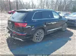 2017 Audi Q7 3.0t Premium Черный vin: WA1VAAF77HD043424