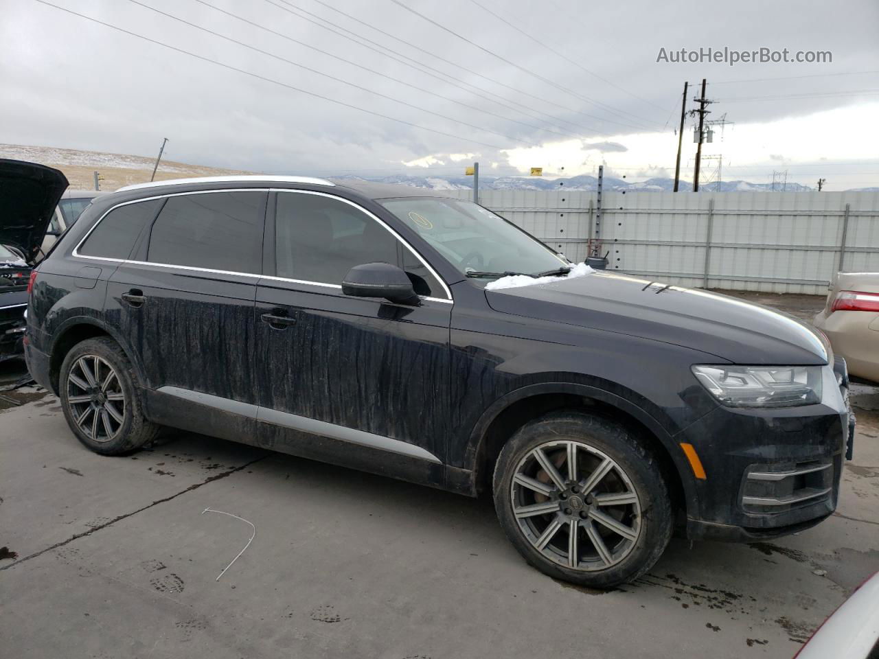 2017 Audi Q7 Prestige Black vin: WA1VAAF78HD003899