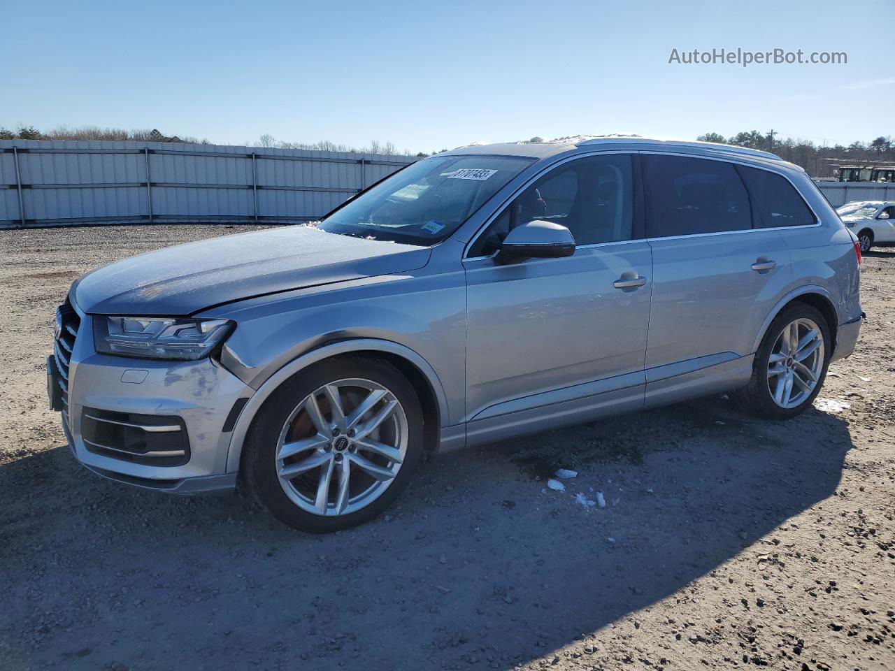 2017 Audi Q7 Prestige Silver vin: WA1VAAF78HD043237