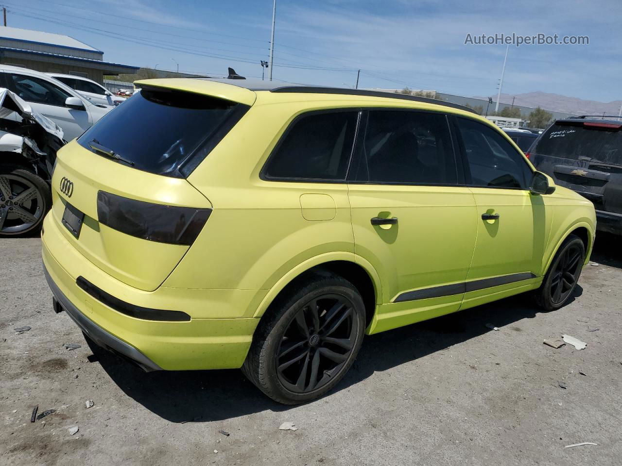 2017 Audi Q7 Prestige Yellow vin: WA1VAAF79HD018931