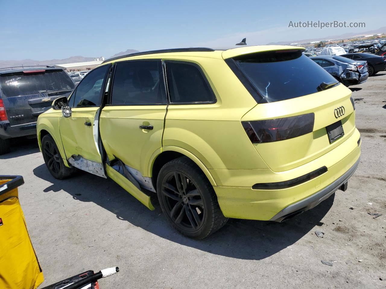 2017 Audi Q7 Prestige Yellow vin: WA1VAAF79HD018931