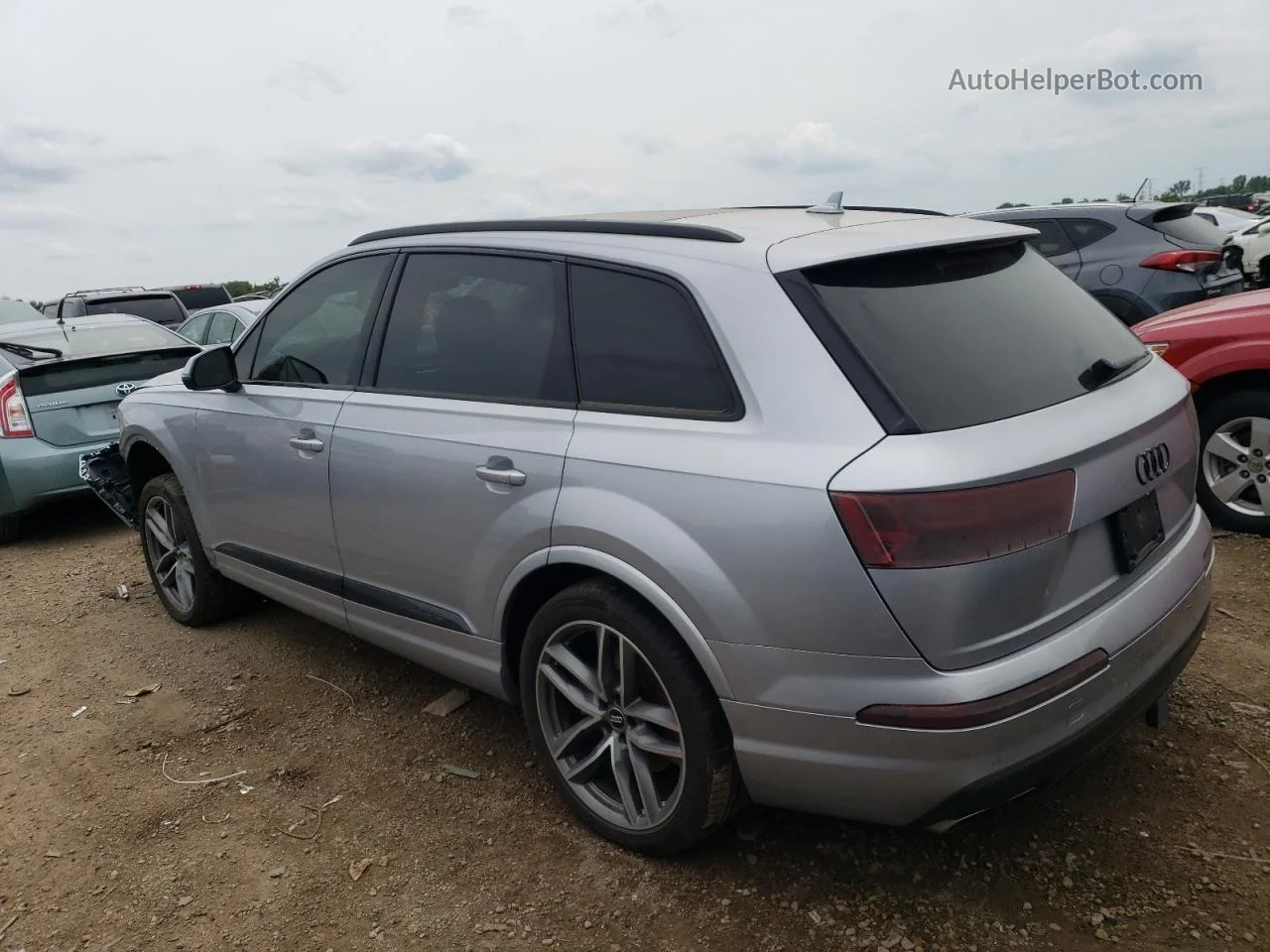 2017 Audi Q7 Prestige Silver vin: WA1VABF70HD022470