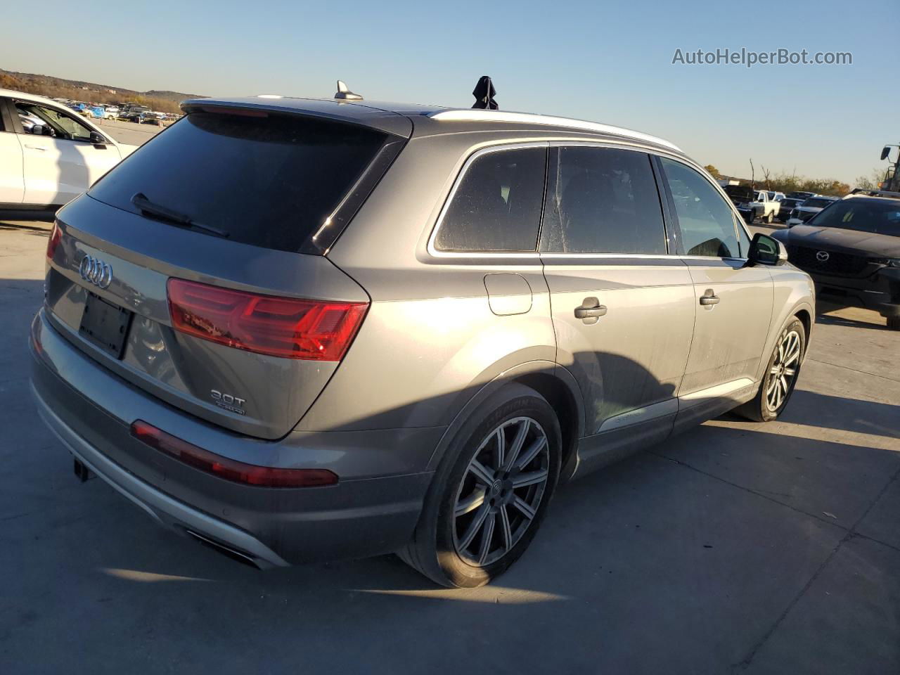 2017 Audi Q7 Prestige Gray vin: WA1VABF71HD032229