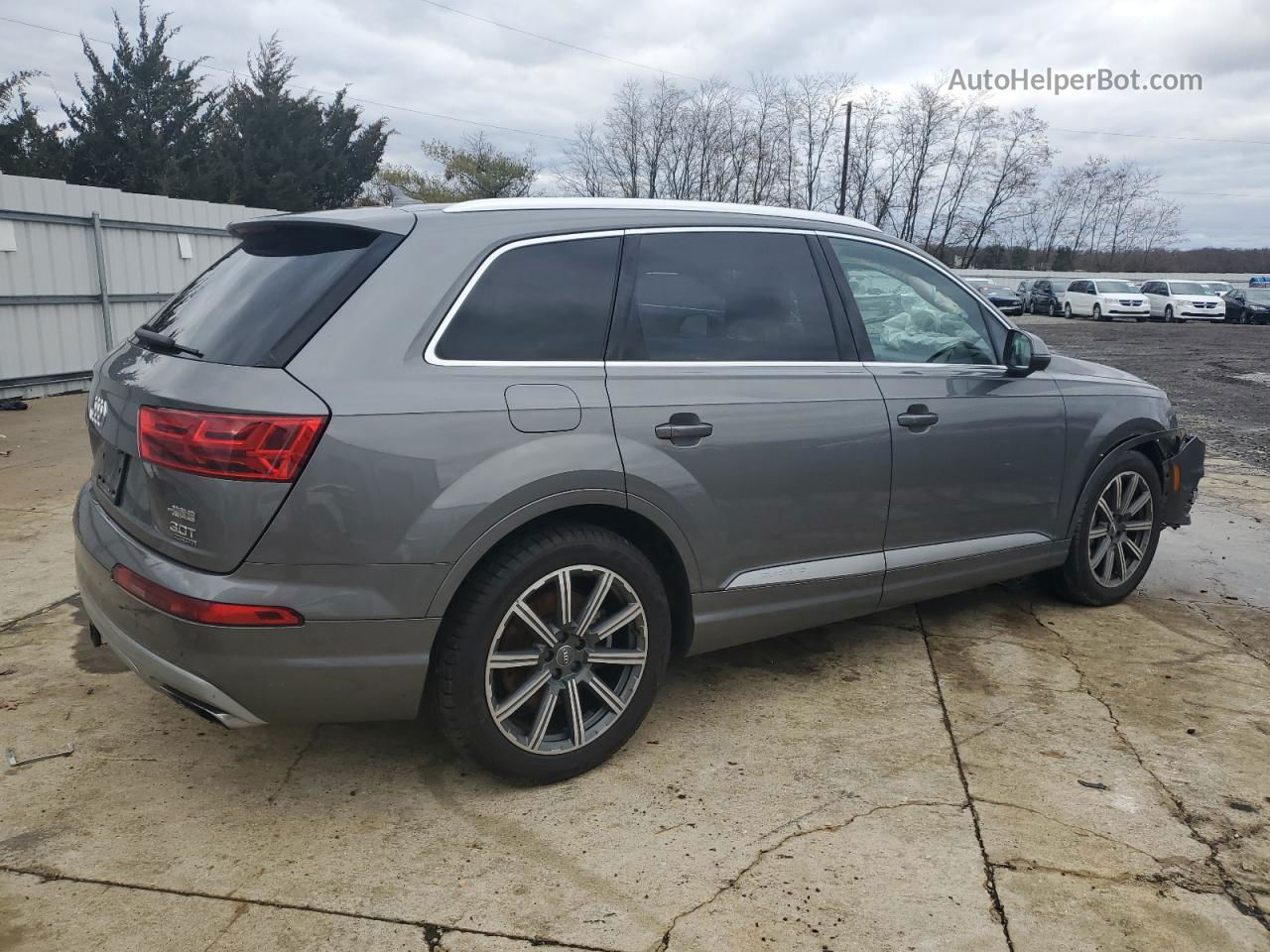 2017 Audi Q7 Prestige Серый vin: WA1VABF71HD034241