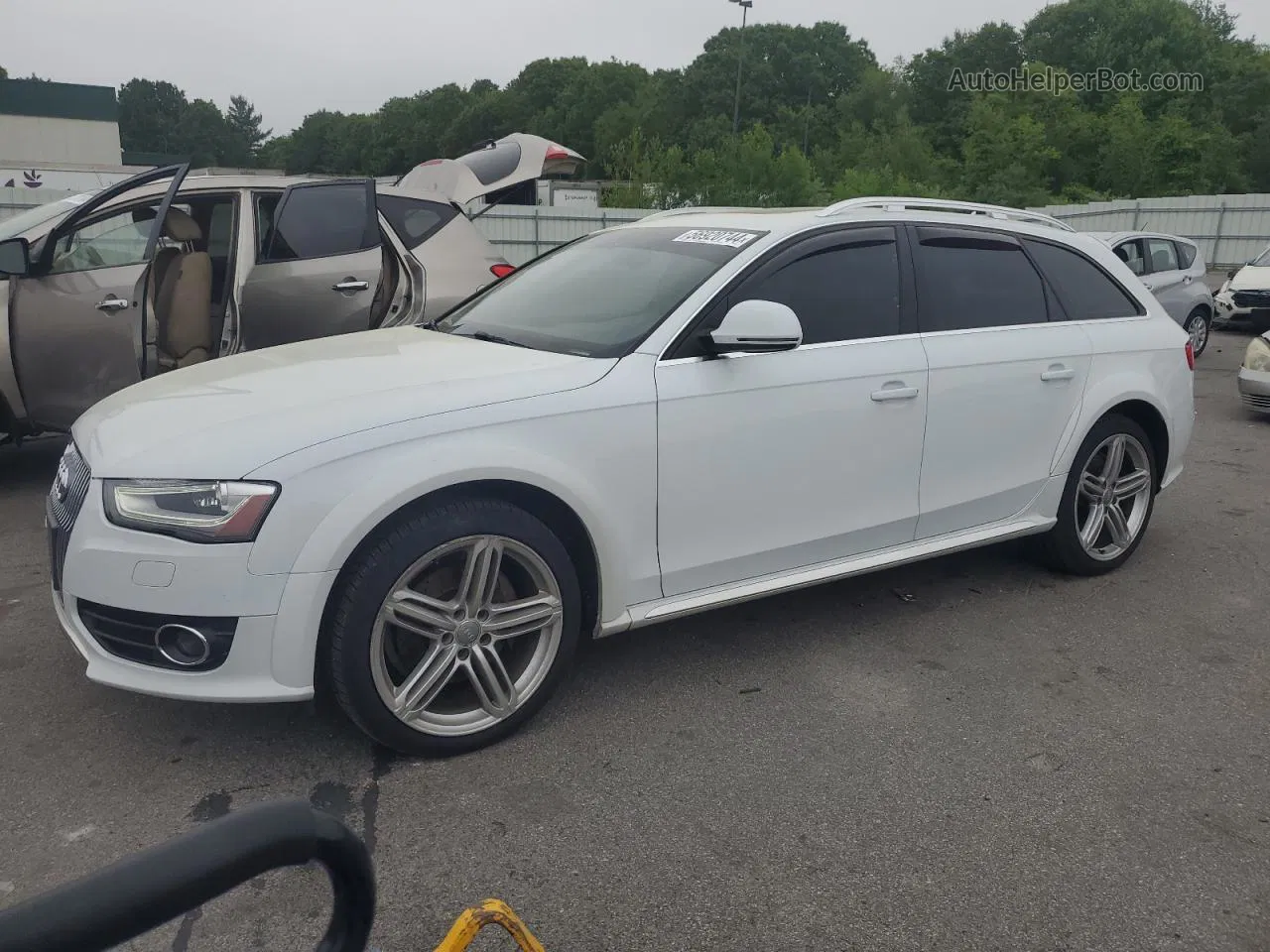 2013 Audi A4 Allroad Prestige White vin: WA1VFBFL0DA236692