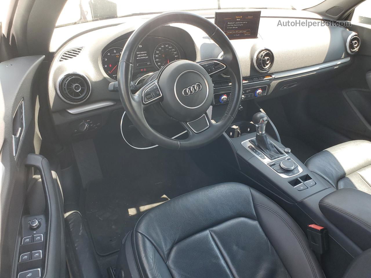 2016 Audi A3 Premium Белый vin: WAU67LFF1G1042889