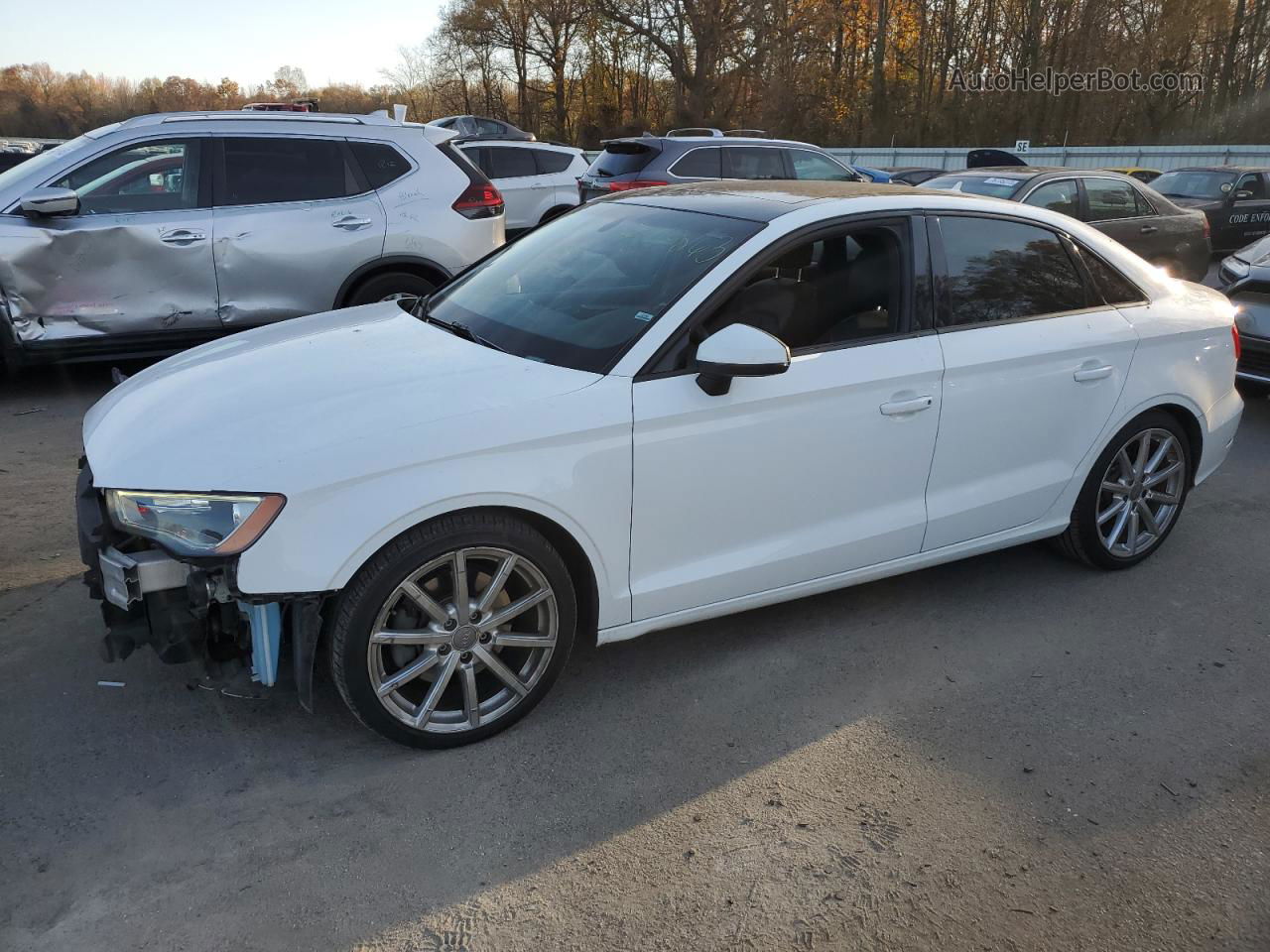 2016 Audi A3 Premium Белый vin: WAUA7GFF0G1057188