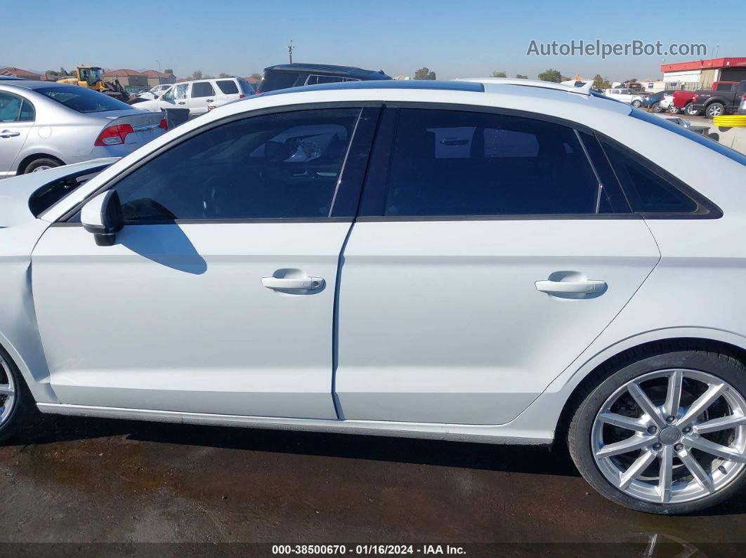 2016 Audi A3 1.8t Premium Белый vin: WAUA7GFF5G1096648