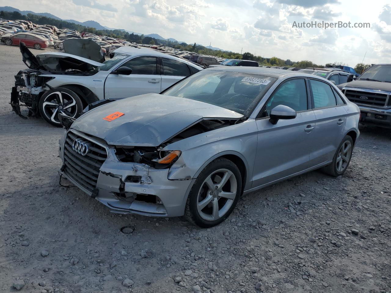 2016 Audi A3 Premium Серебряный vin: WAUA7GFF6G1037513