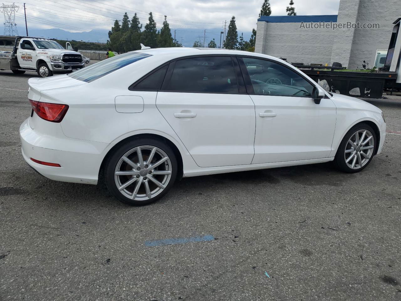 2016 Audi A3 Premium White vin: WAUA7GFF6G1066221