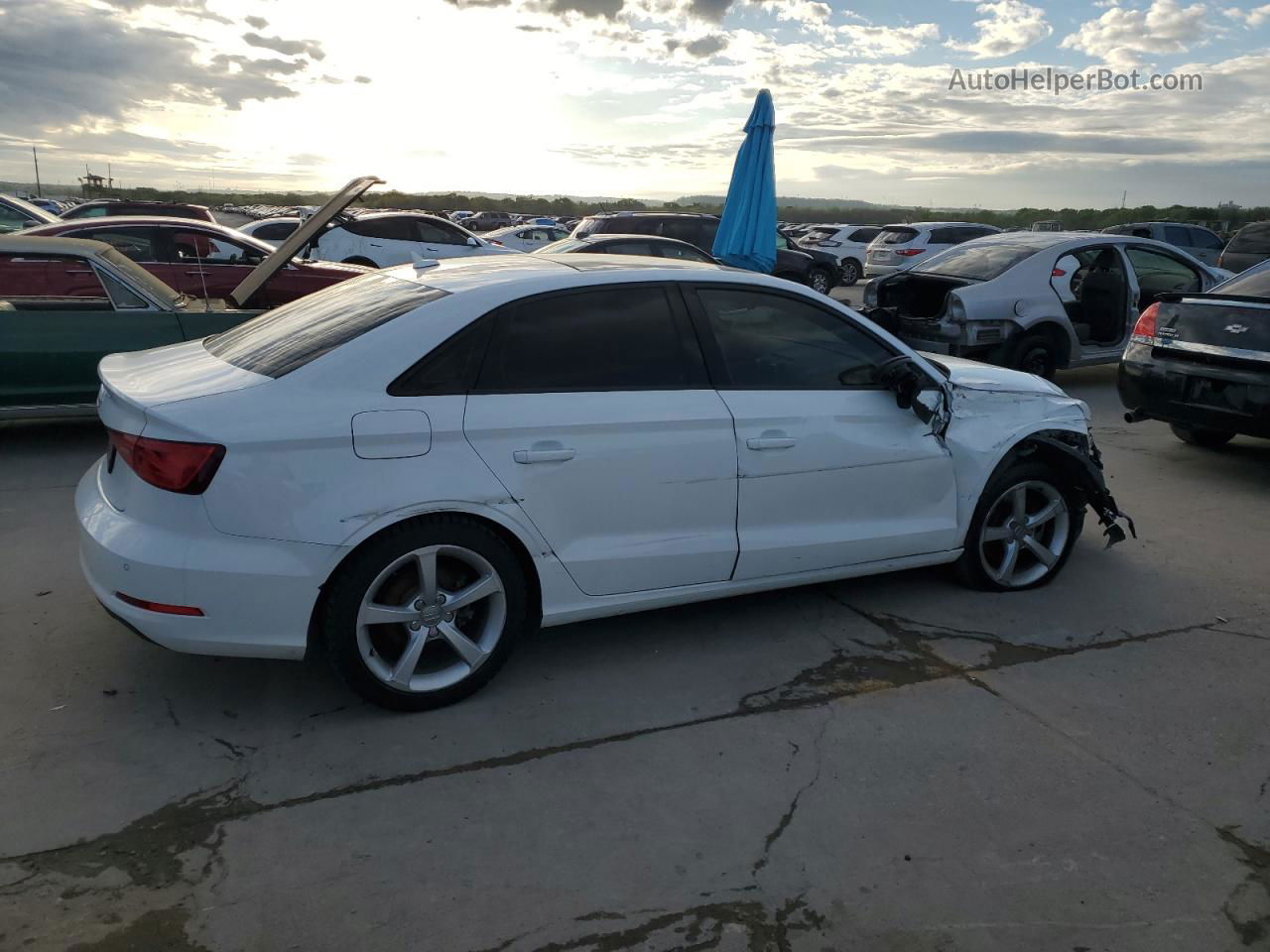 2016 Audi A3 Premium White vin: WAUA7GFF6G1070737