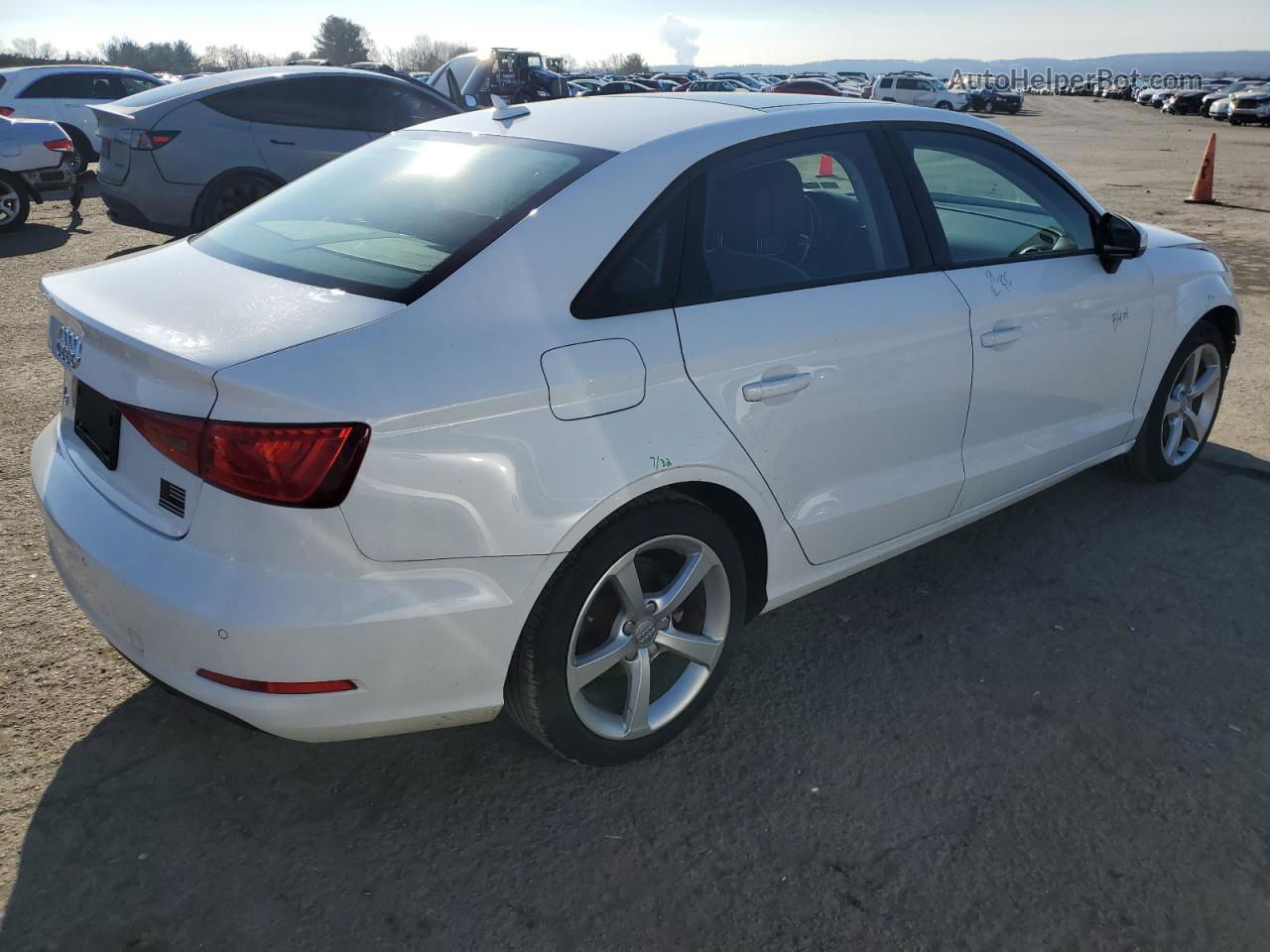 2016 Audi A3 Premium White vin: WAUA7GFF7G1014886