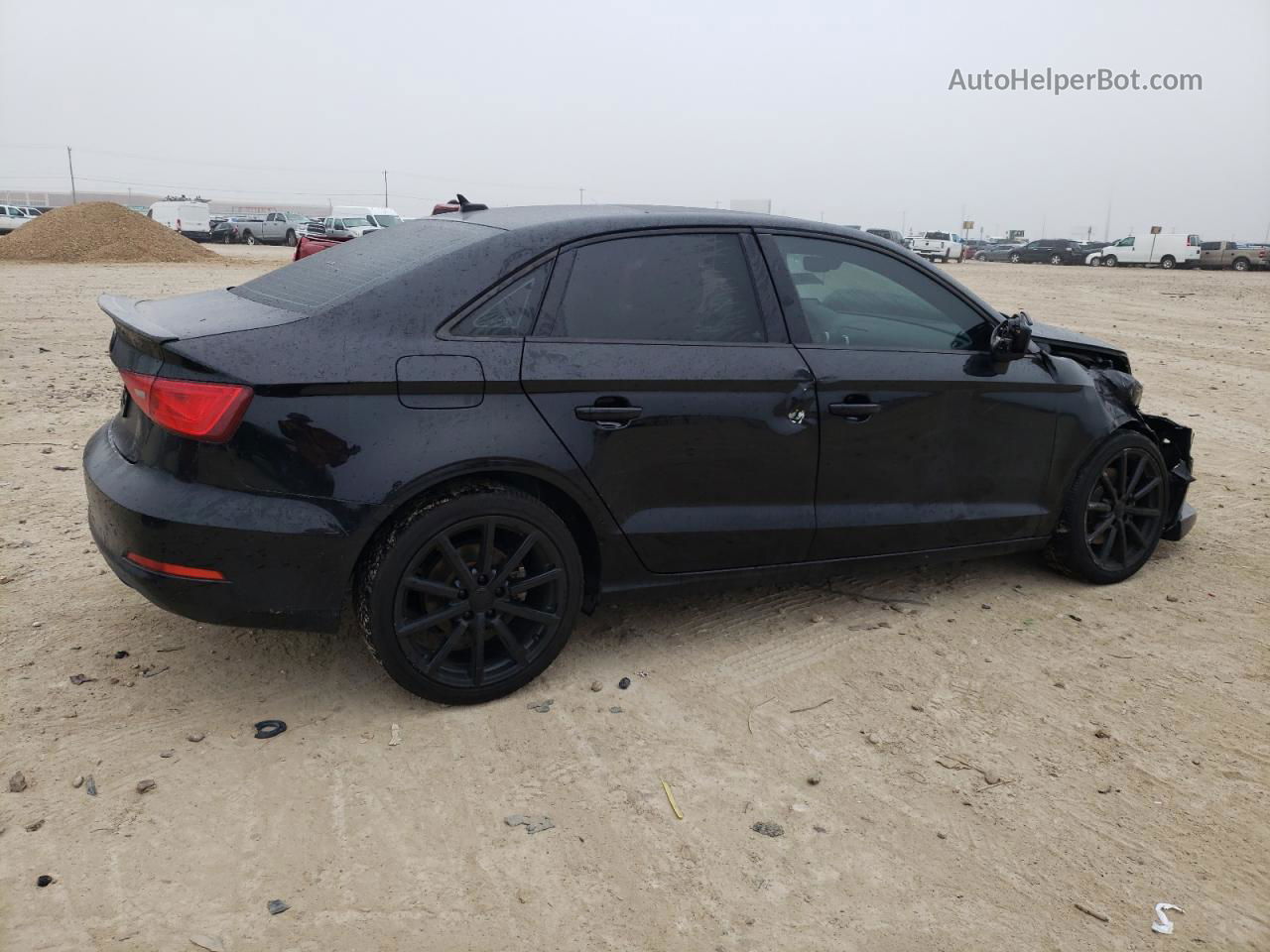 2016 Audi A3 Premium Черный vin: WAUA7GFF7G1093668