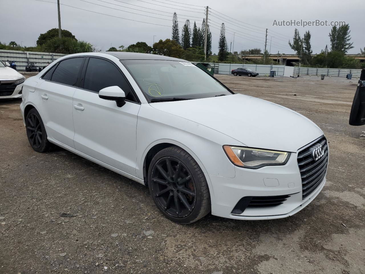 2015 Audi A3 Premium White vin: WAUACGFF0F1007109