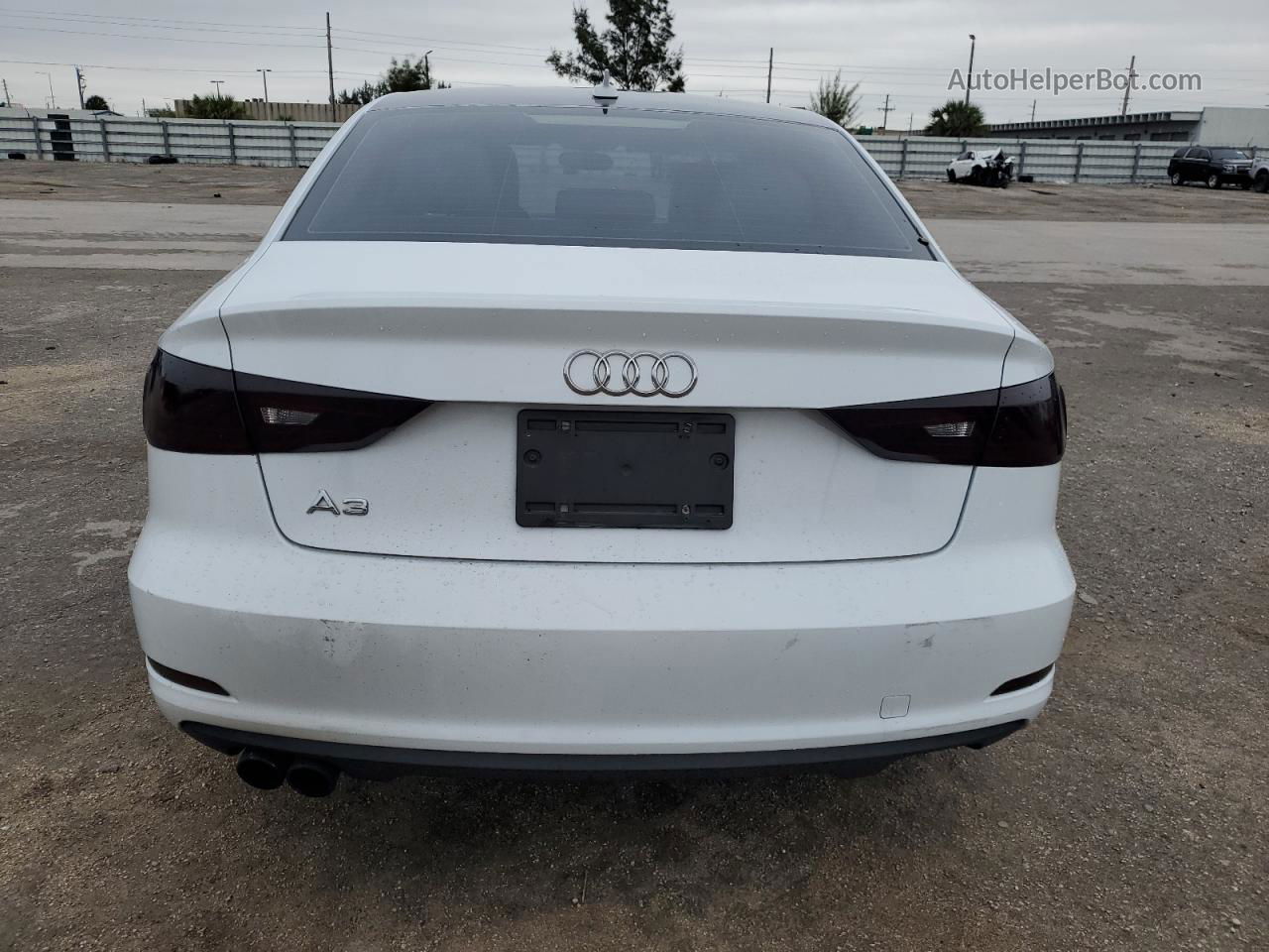 2015 Audi A3 Premium White vin: WAUACGFF0F1007109