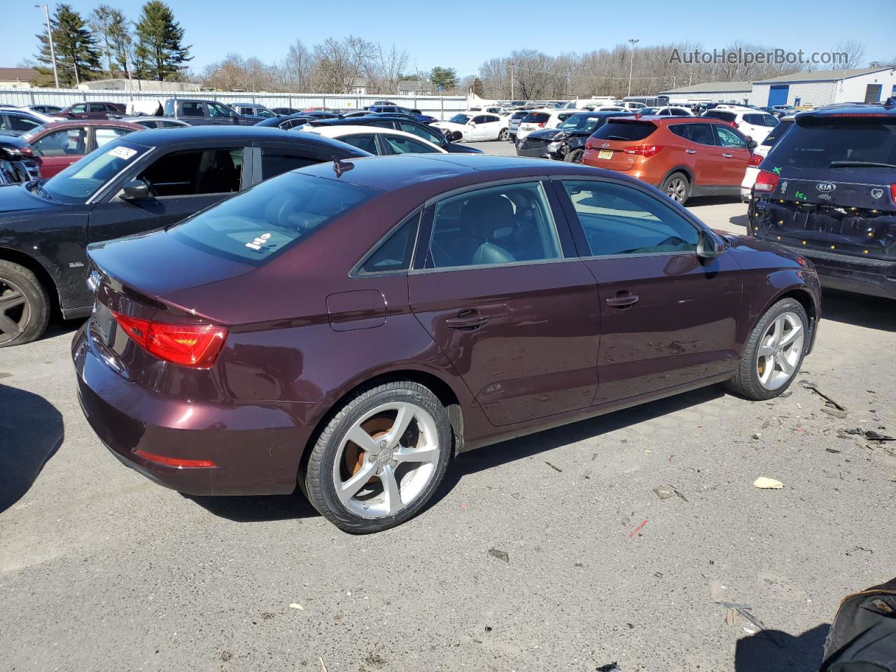 2015 Audi A3 Premium Burgundy vin: WAUACGFF2F1019228