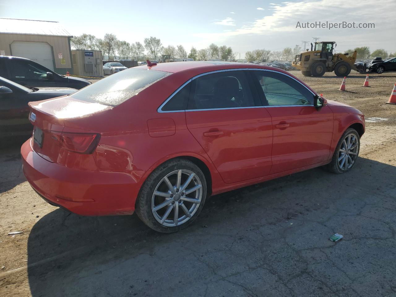 2015 Audi A3 Premium Красный vin: WAUACGFF5F1034595