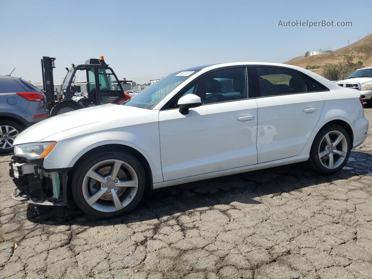 2015 Audi A3 Premium White vin: WAUACGFF9F1028332