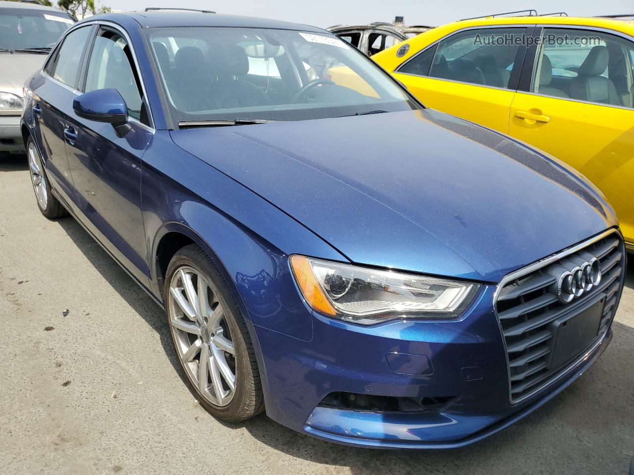 2015 Audi A3 Premium Синий vin: WAUACGFFXF1136233