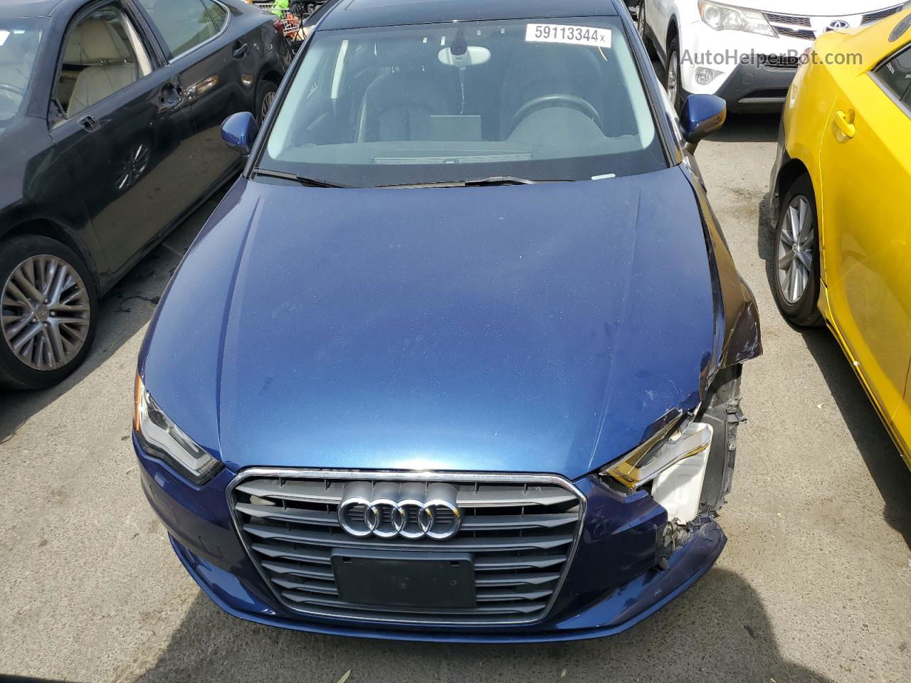 2015 Audi A3 Premium Синий vin: WAUACGFFXF1136233