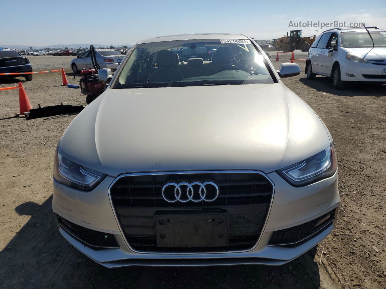 2014 Audi A4 Premium Tan vin: WAUAFAFL0EN012134