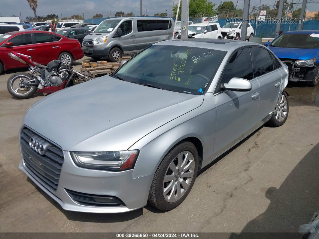 2013 Audi A4 2.0t Premium Серебряный vin: WAUAFAFL2DA178452