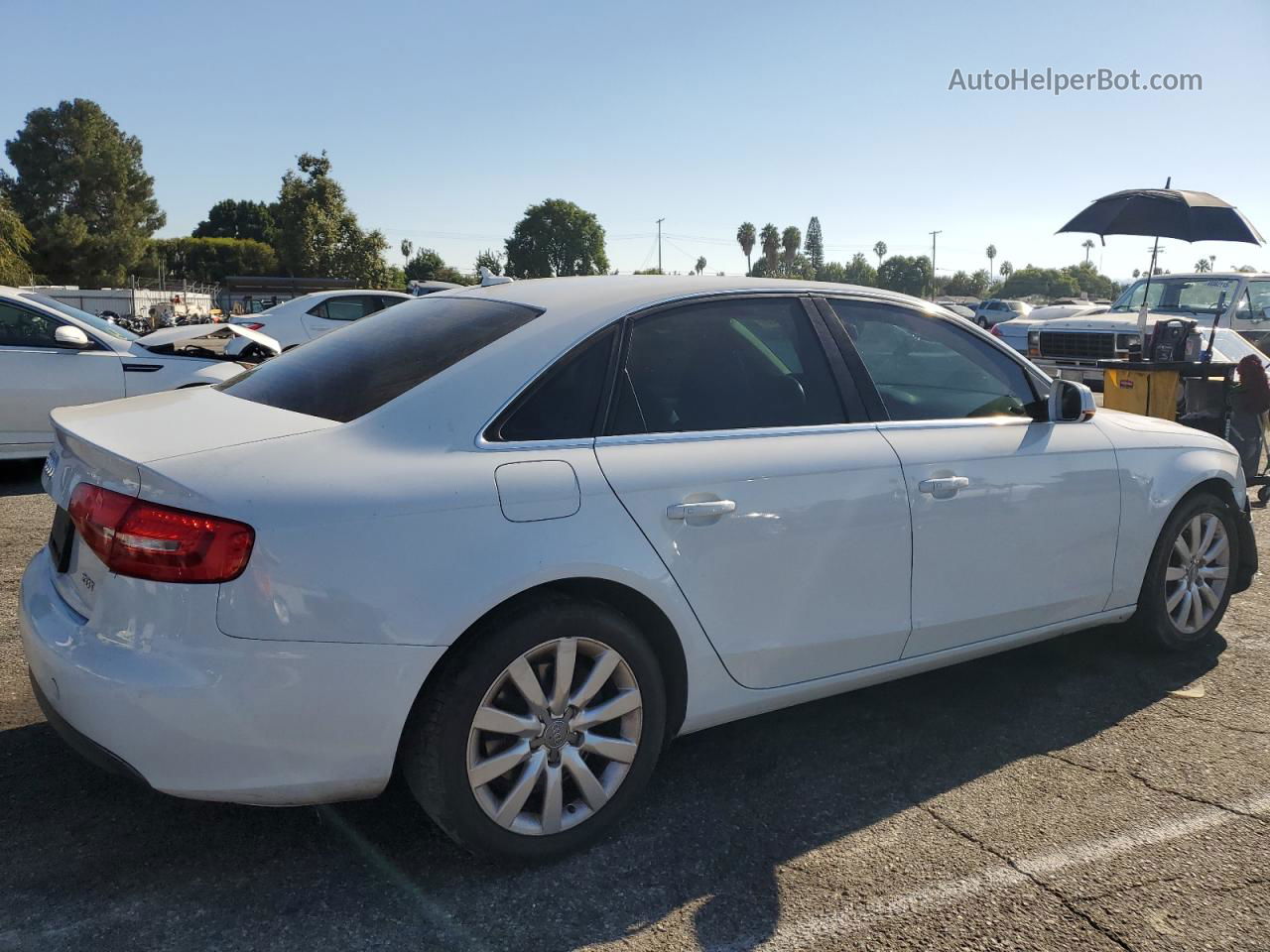 2013 Audi A4 Premium White vin: WAUAFAFL4DN024348