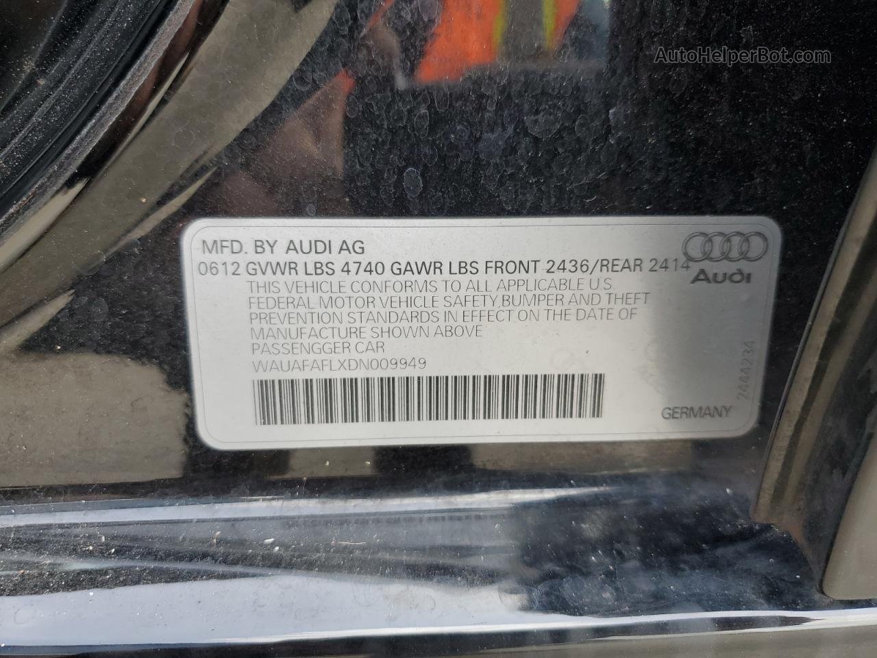2013 Audi A4 Premium Черный vin: WAUAFAFLXDN009949
