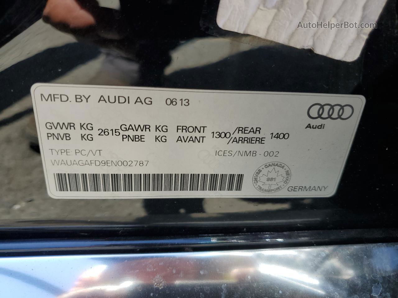 2014 Audi A8 Quattro Black vin: WAUAGAFD9EN002787