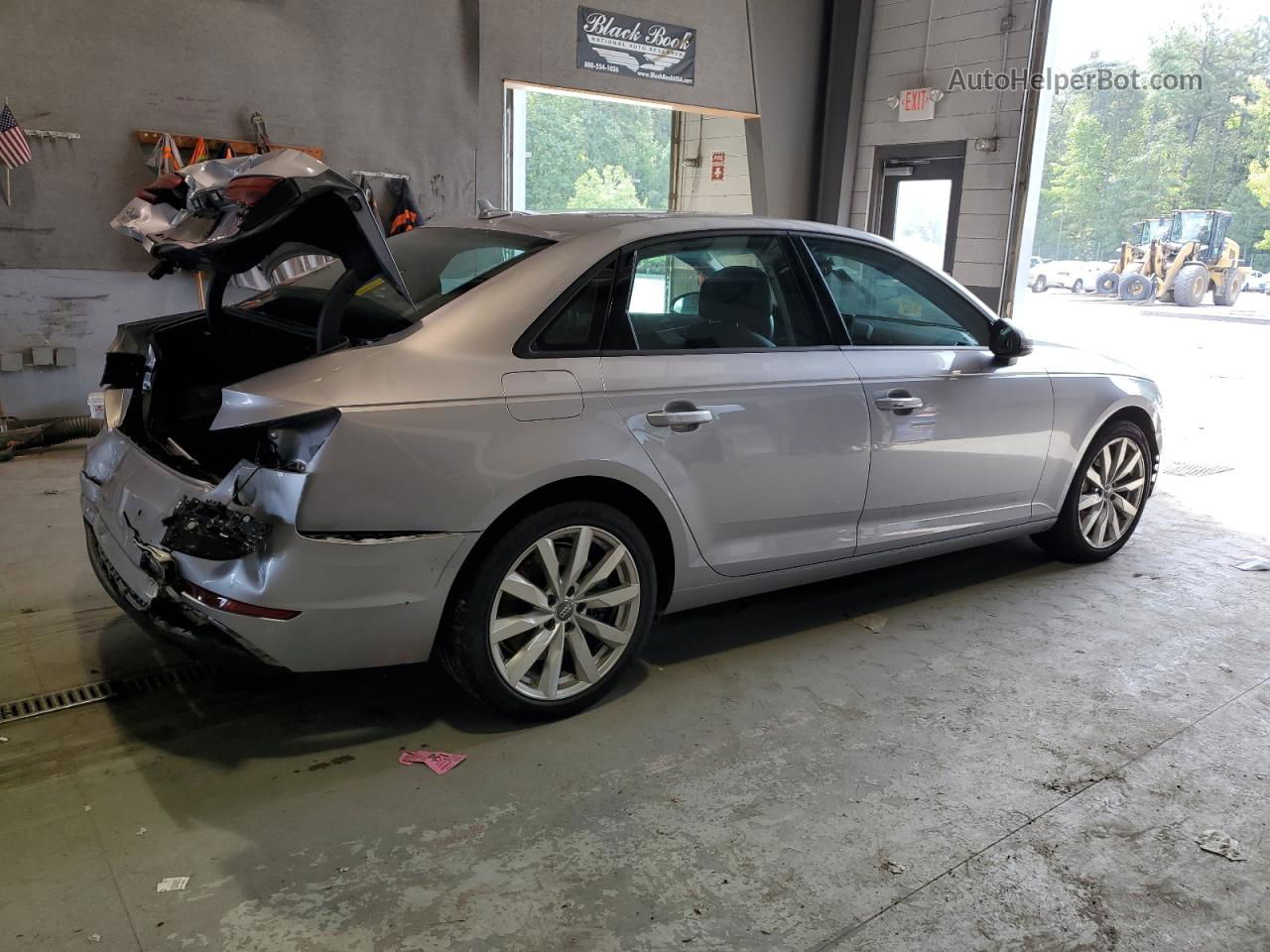 2017 Audi A4 Premium Silver vin: WAUANAF40HN005619