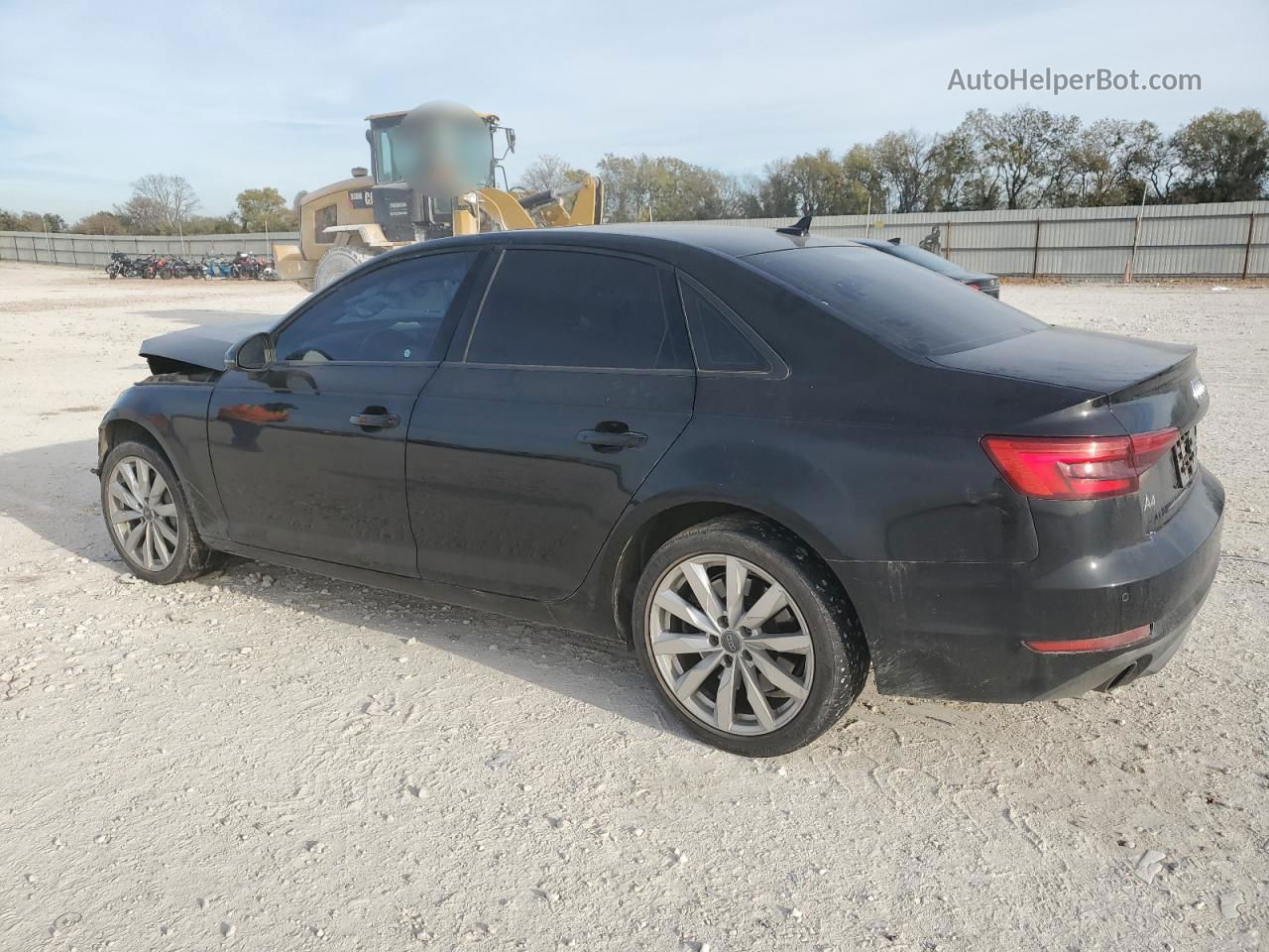 2017 Audi A4 Premium Черный vin: WAUANAF45HN000576